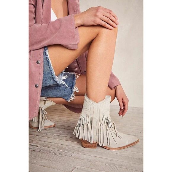 NEW FREE PEOPLE LAWLESS FRINGE WESTERN SUEDE ANKLE BOOT IN BONE - Picture 4 of 5